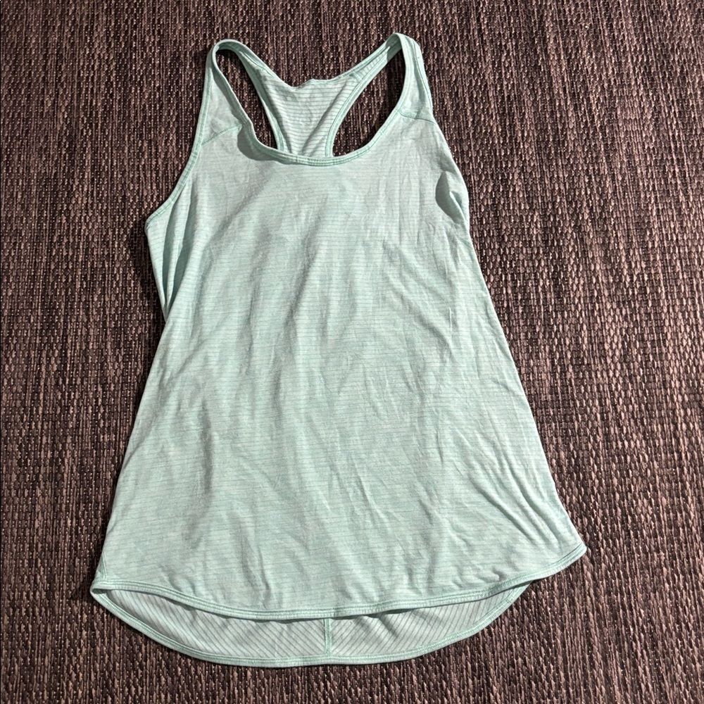 Lululemon Essential Tank Racerback Size 6